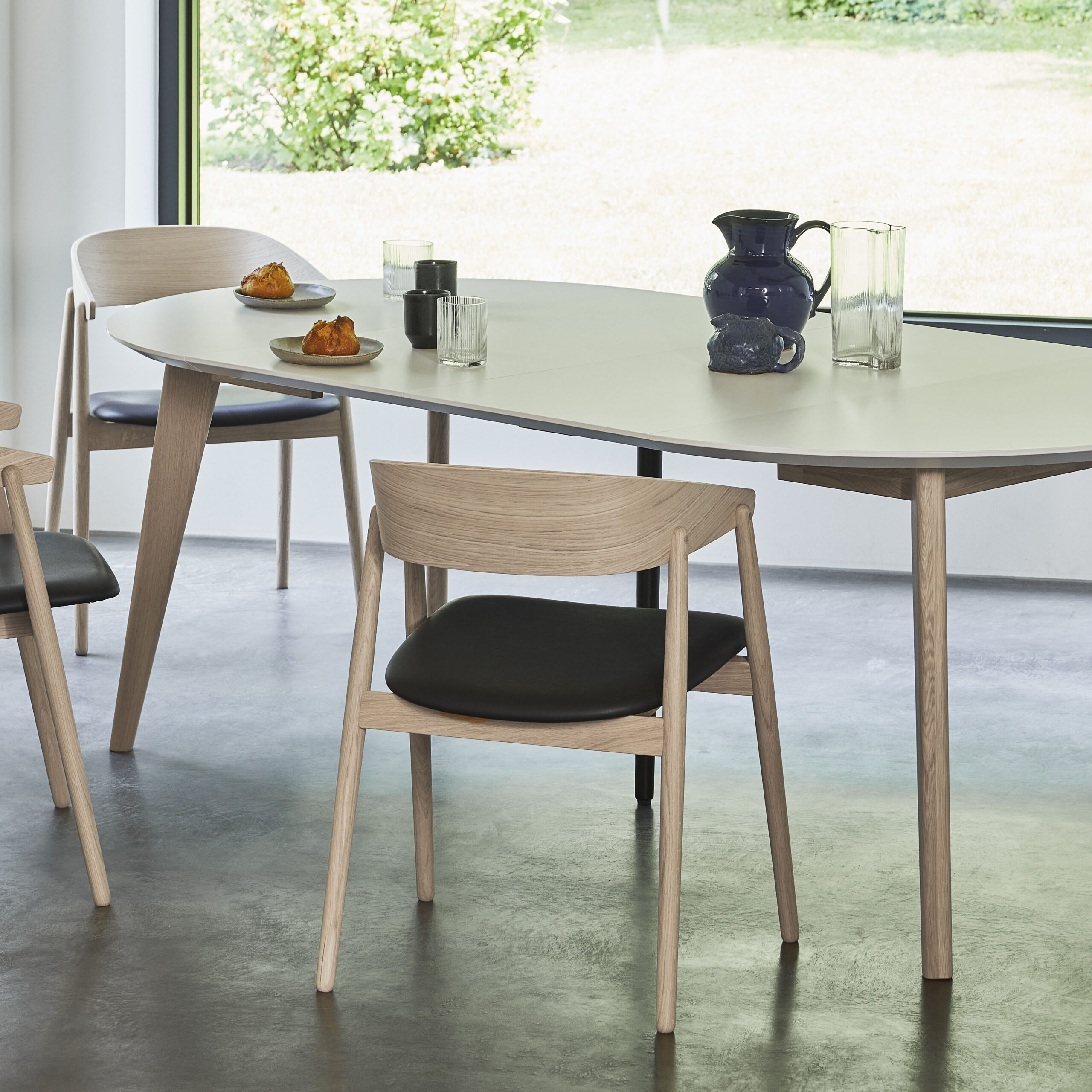 AD1 EXTENTION TABLE - ROUND - Andersen-furniture.dk