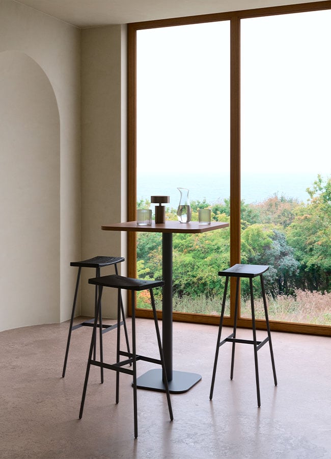 The Andersen HC2 Bar Stool - Nordic Design And Graphic Style