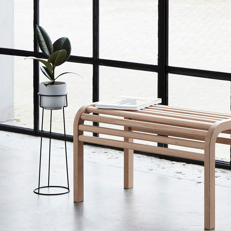 A Plant Pot + Stand